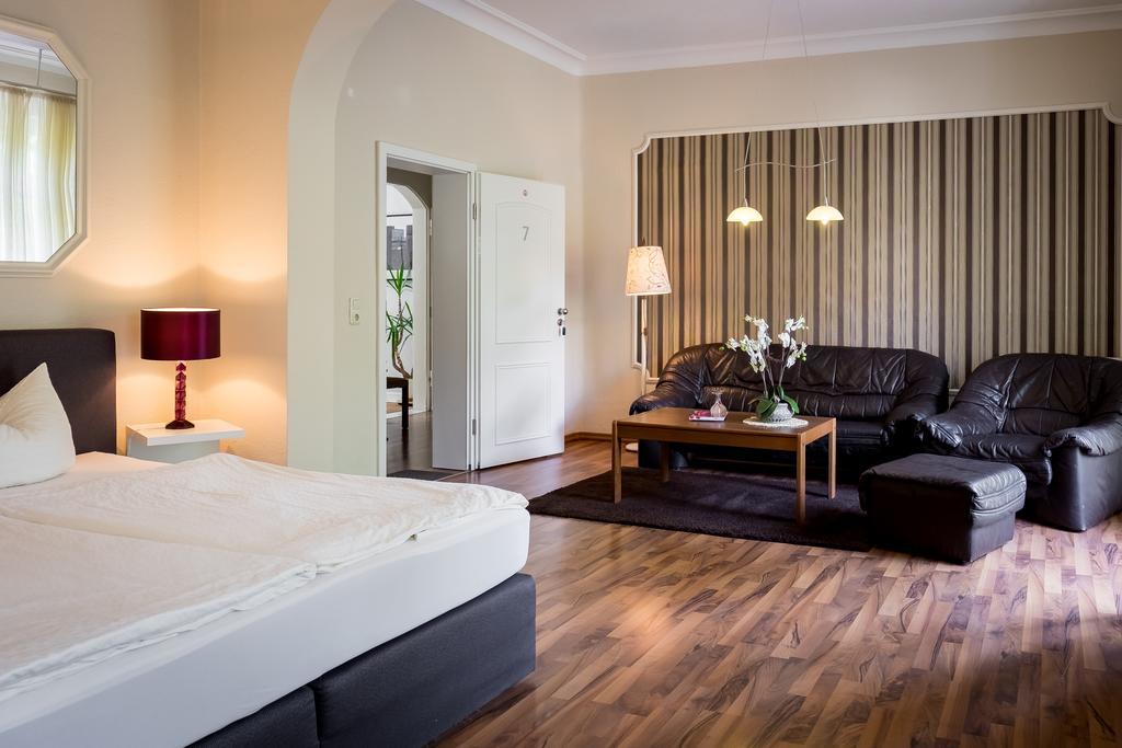 Pension Villa Angelika Дрезден Экстерьер фото